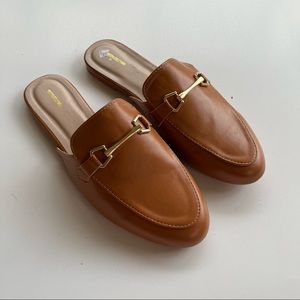 NEW PRETTYLITTLETHING TAN FLAT LOAFER MULES BROWN